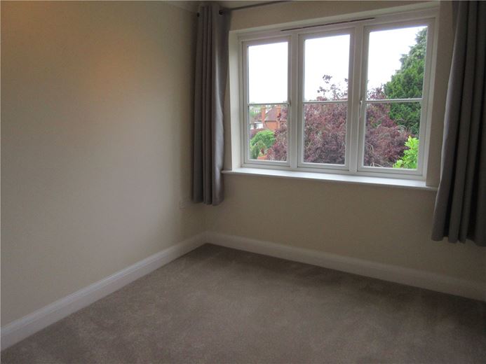 2 bedroom flat, Catherine Road, Newbury RG14