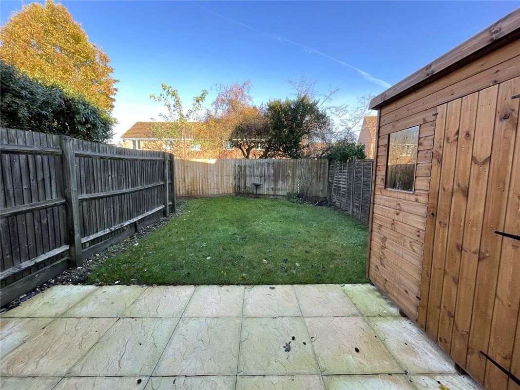 2 bedroom house, Newbury, Berkshire RG14 - Under Offer