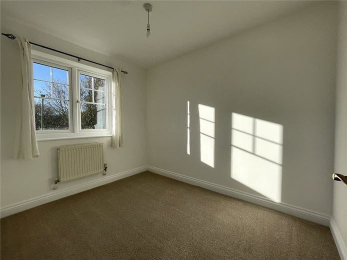 2 bedroom house, Newbury, Berkshire RG14 - Under Offer