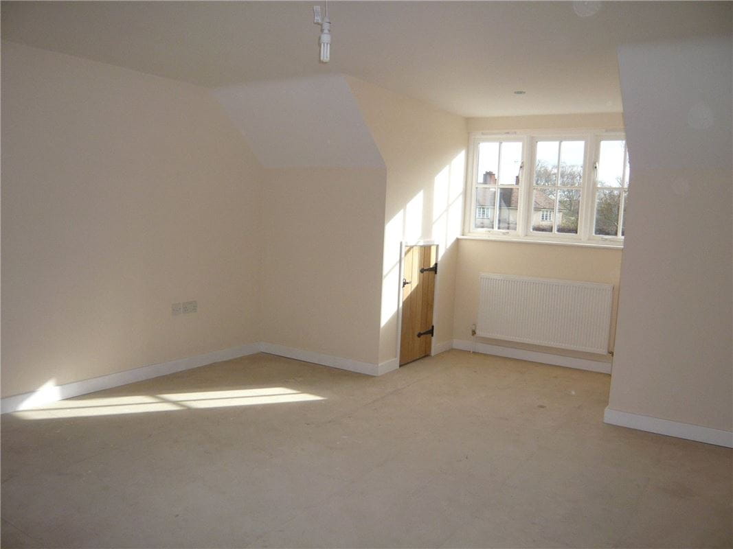 4 bedroom house, Manor Farm, Main Street RG20 - Available