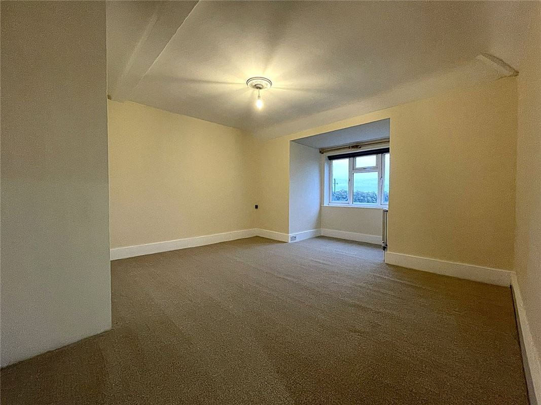 4 bedroom house, Elcot, Kintbury RG20 - Available