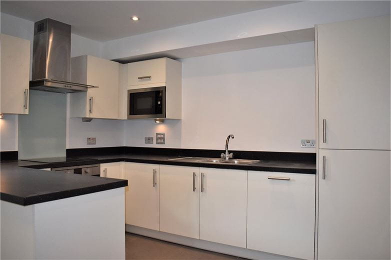 2 bedroom flat, Park Way, Newbury RG14