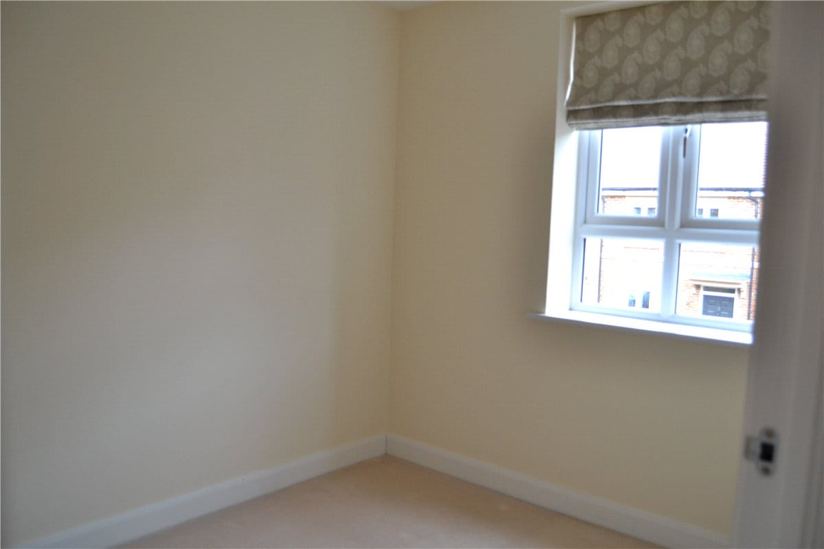 3 bedroom house, Newbury, Berkshire RG14 - Let Agreed