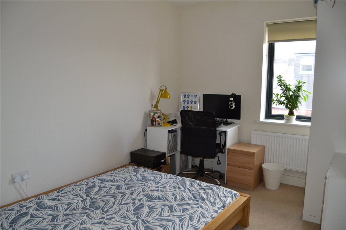 2 bedroom flat, West Street, Newbury RG14 - Let Agreed