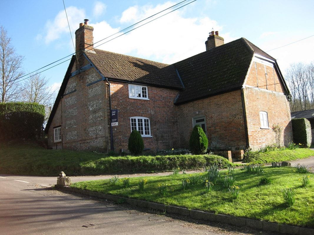 3 bedroom house, Stoke, Andover SP11 - Available