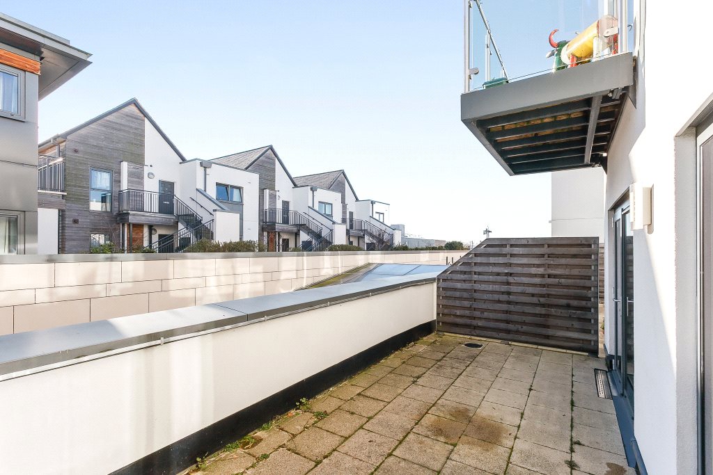 1 bedroom flat, Park Way, Newbury RG14 - Let Agreed