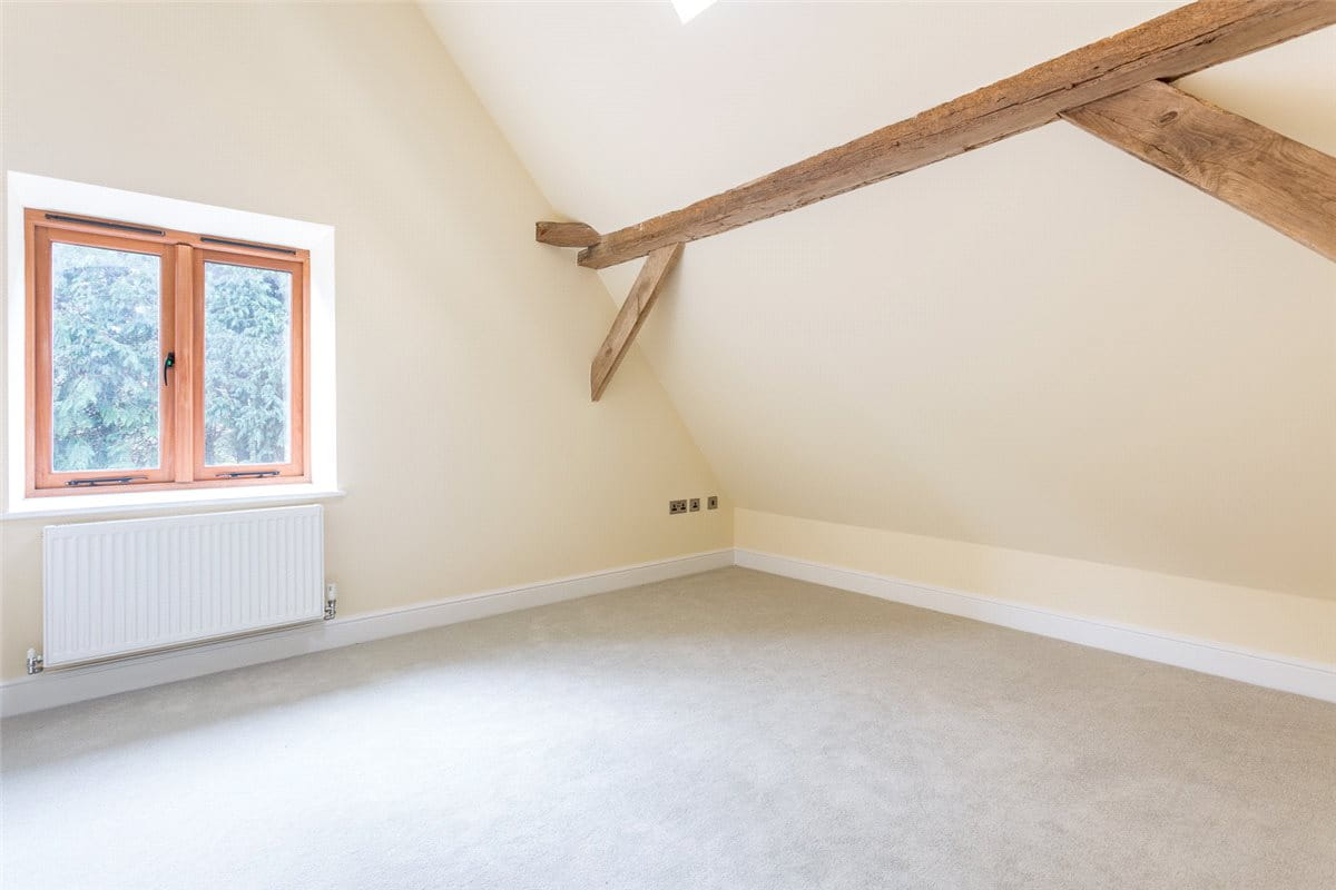 4 bedroom , Winterbourne, Newbury RG20 - Available
