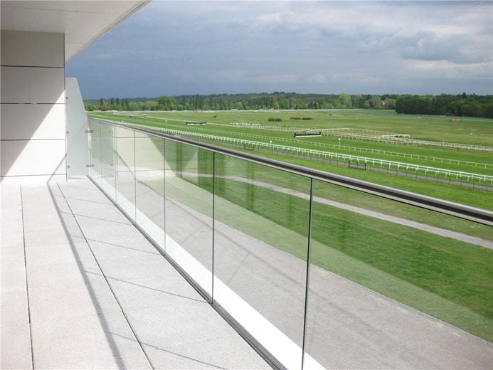 2 bedroom flat, Kingman Way, Newbury RG14