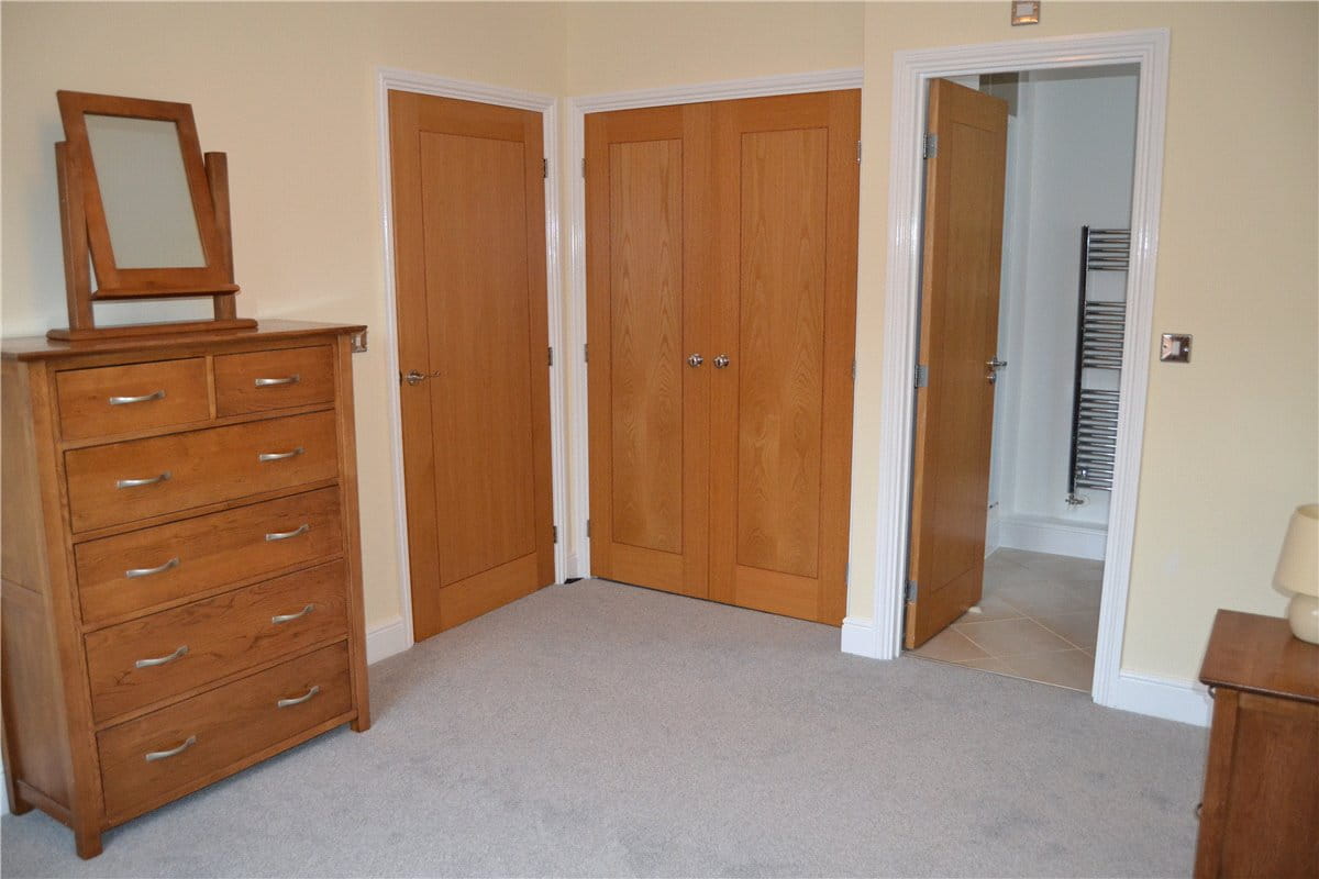 2 bedroom flat, Hermitage, Thatcham RG18 - Available