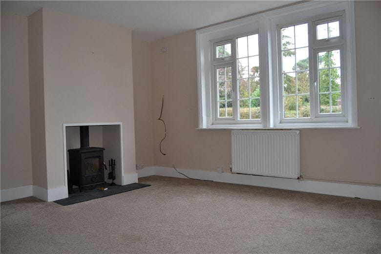 3 bedroom house, Brimpton Road, Brimpton RG7 - Available