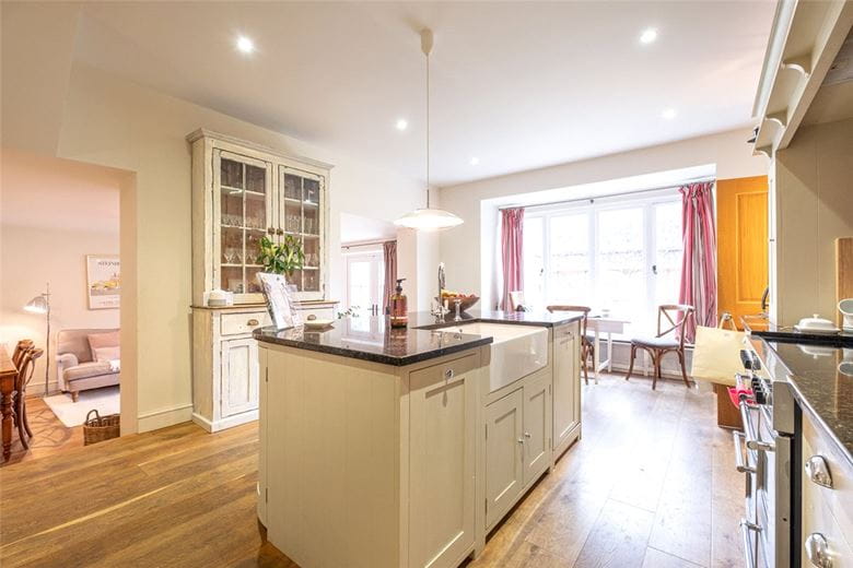 5 bedroom house, Adbury Holt, Newtown RG20