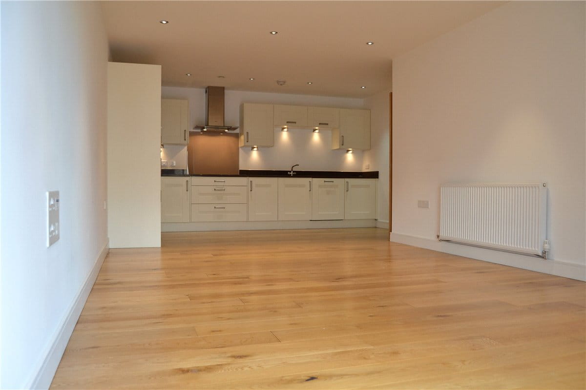 1 bedroom flat, Kingman Way, Newbury RG14