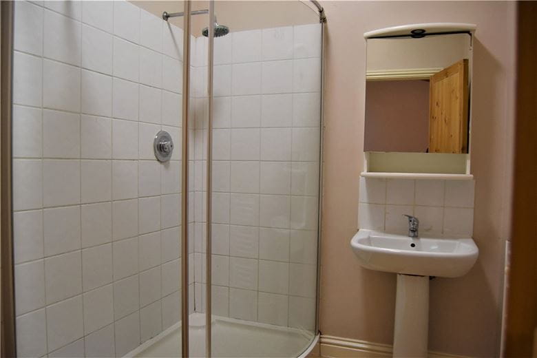 2 bedroom flat, Ashford Hill, Thatcham RG19 - Available