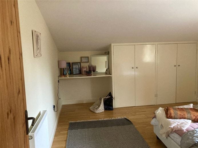 2 bedroom flat, Ashford Hill, Thatcham RG19 - Available