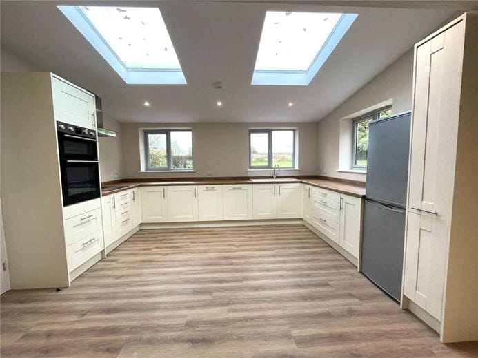 3 bedroom house, Old Burghclere, Newbury RG20 - Let Agreed