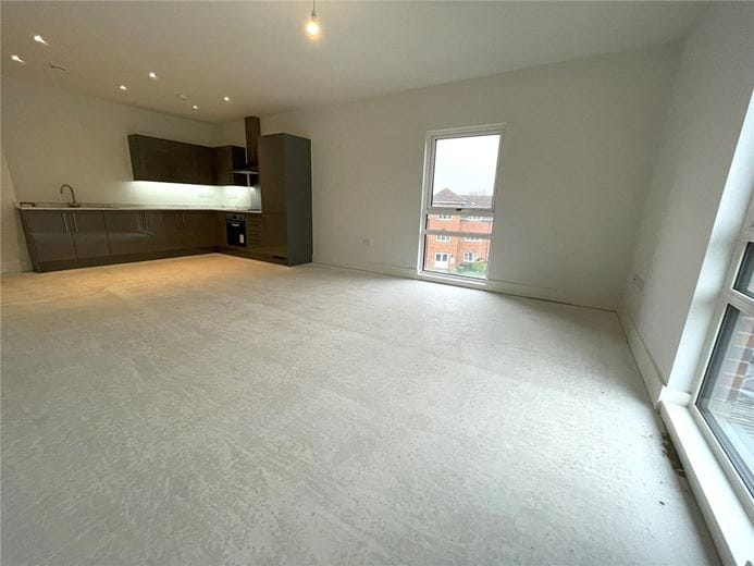 2 bedroom flat, Bartholomew Street, Newbury RG14 - Available