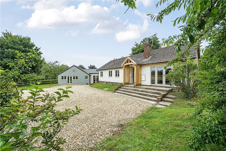 5 bedroom bungalow, Peasemore, Newbury RG20