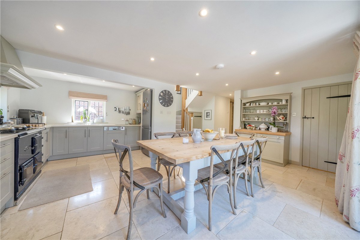 4 bedroom house, School Lane, Boxford RG20 - Available