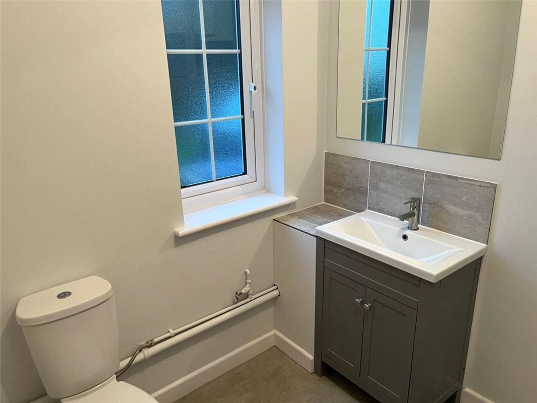 4 bedroom house, Sydmonton, Burghclere RG20 - Available