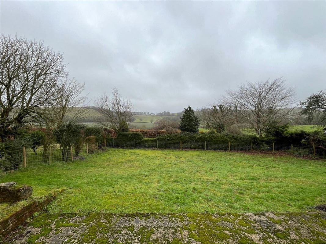 4 bedroom house, Sydmonton, Burghclere RG20 - Available