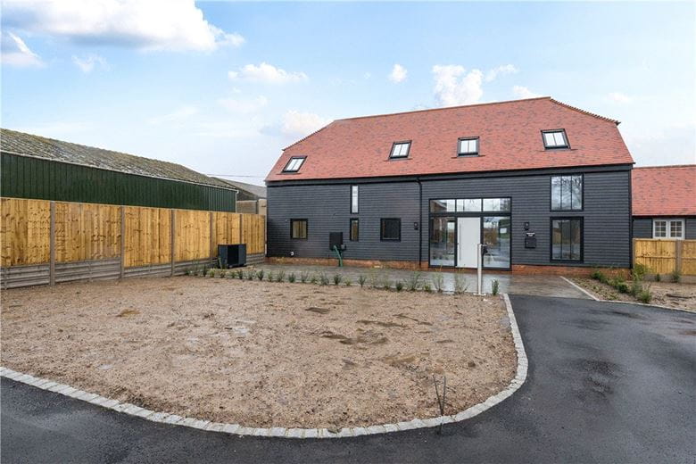 3 bedroom house, Enborne Street, Enborne RG20 - Available