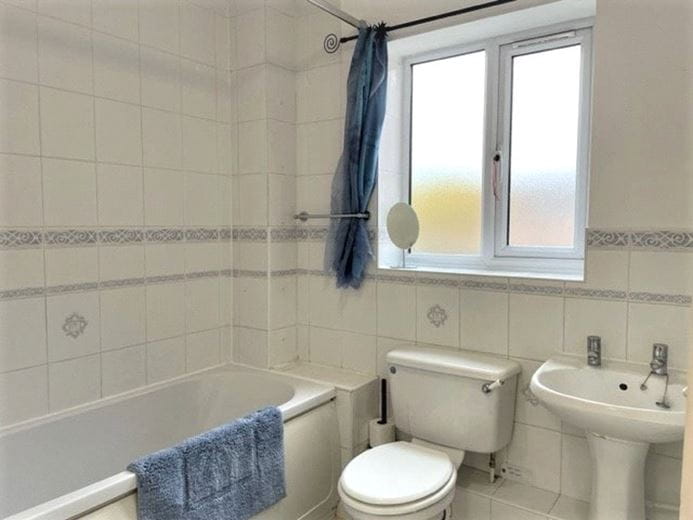 1 bedroom flat, Oddfellows Road, Newbury RG14