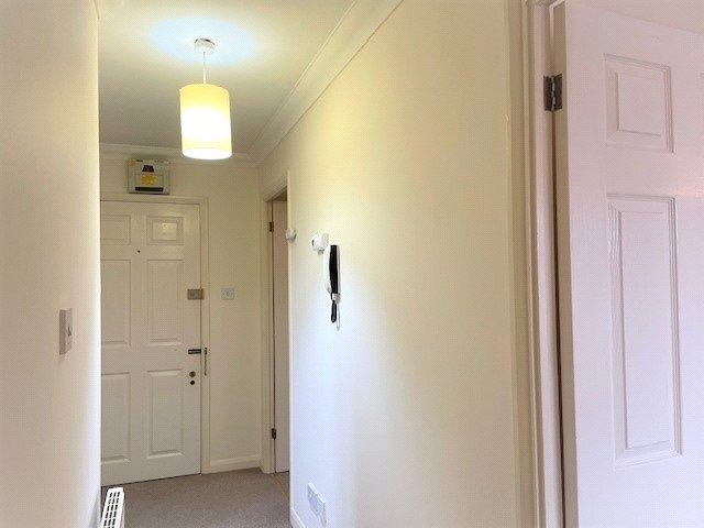 1 bedroom flat, Oddfellows Road, Newbury RG14