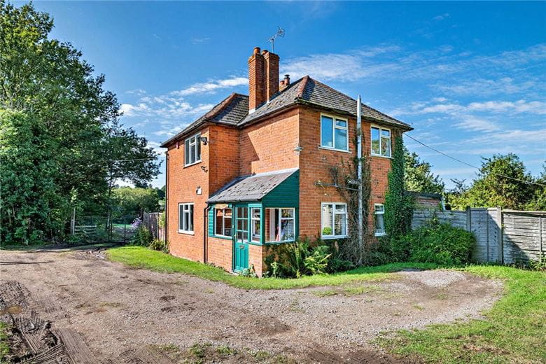 32.2 acres House, Briff Lane, Bucklebury RG7 - Available