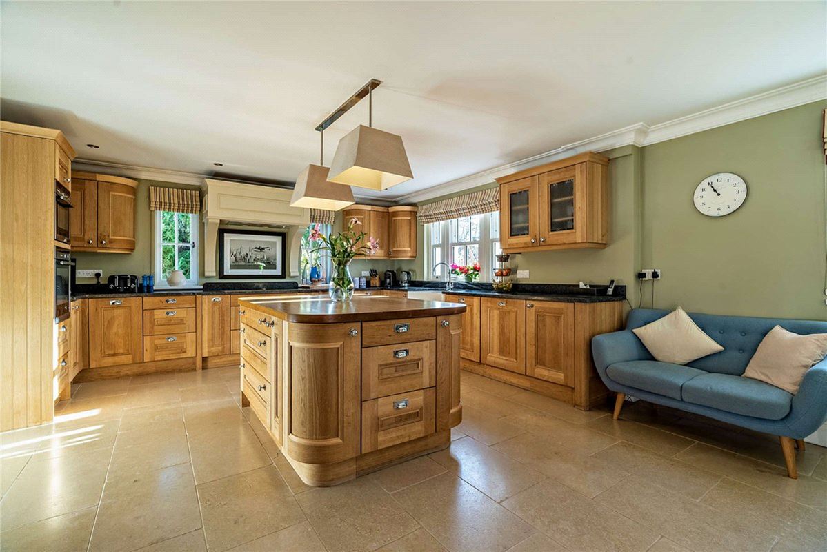 6 bedroom house, Cat Street, East Hendred OX12 - Available