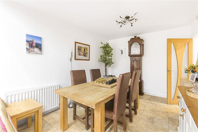 4 bedroom house, Bellamy Close, Southmoor OX13 - Sold