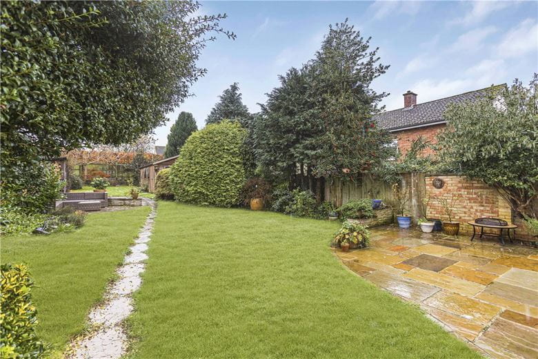 4 bedroom house, Bellamy Close, Southmoor OX13 - Sold