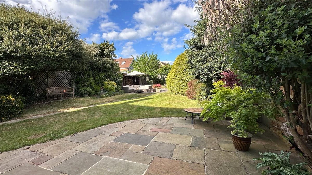 4 bedroom house, Bellamy Close, Southmoor OX13 - Sold