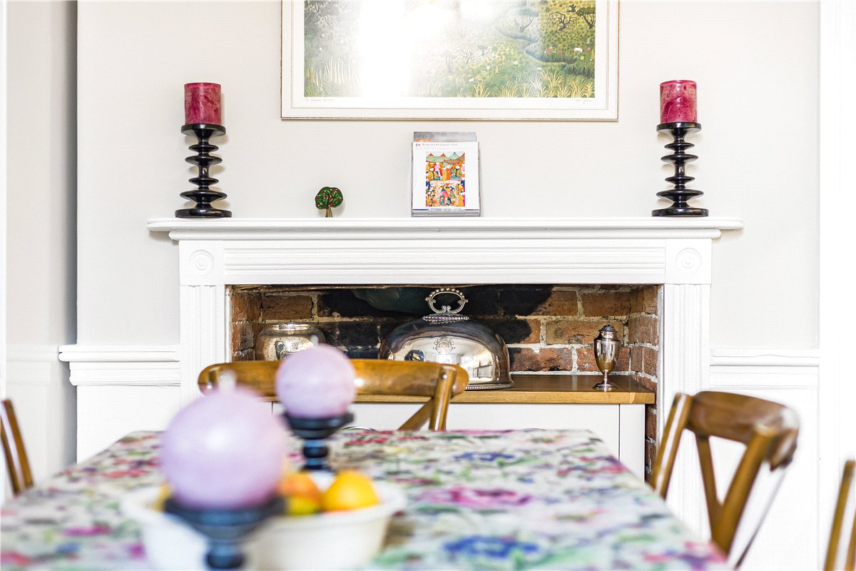 3 bedroom house, High Street, Eynsham OX29 - Available