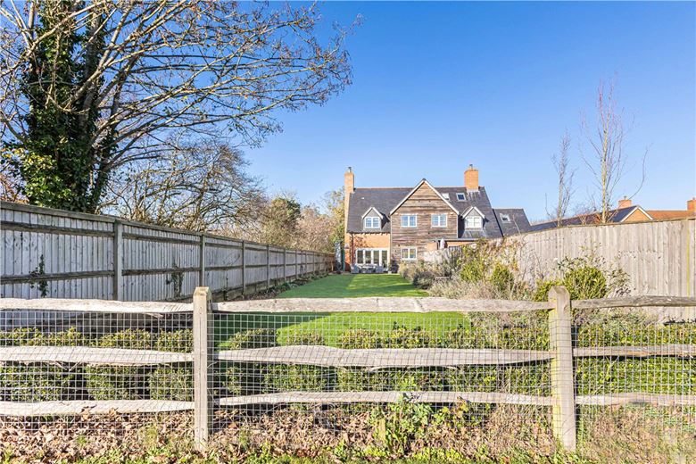 3 bedroom house, Couling Close, Yarnton OX5 - Available