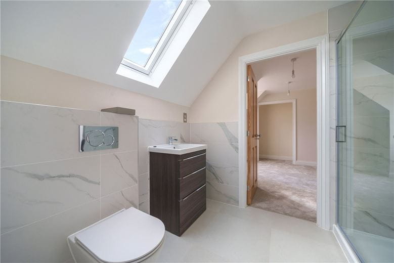 6 bedroom house, Southfields, Weston-on-the-Green OX25 - Available