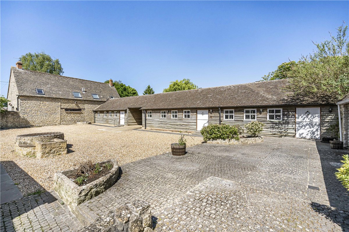 5 bedroom house, North Lane, Weston-on-the-Green OX25 - Sold STC