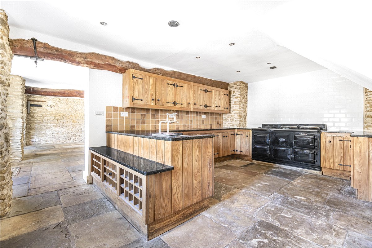 5 bedroom house, North Lane, Weston-on-the-Green OX25 - Sold STC