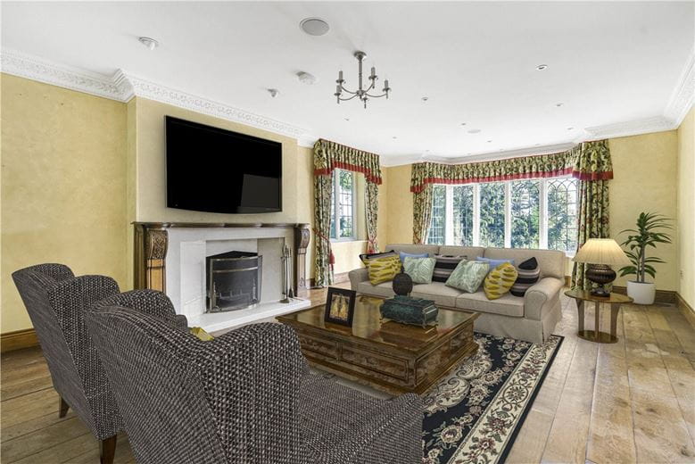 6 bedroom house, Chalk Lane, Hyde Heath HP6 - Available