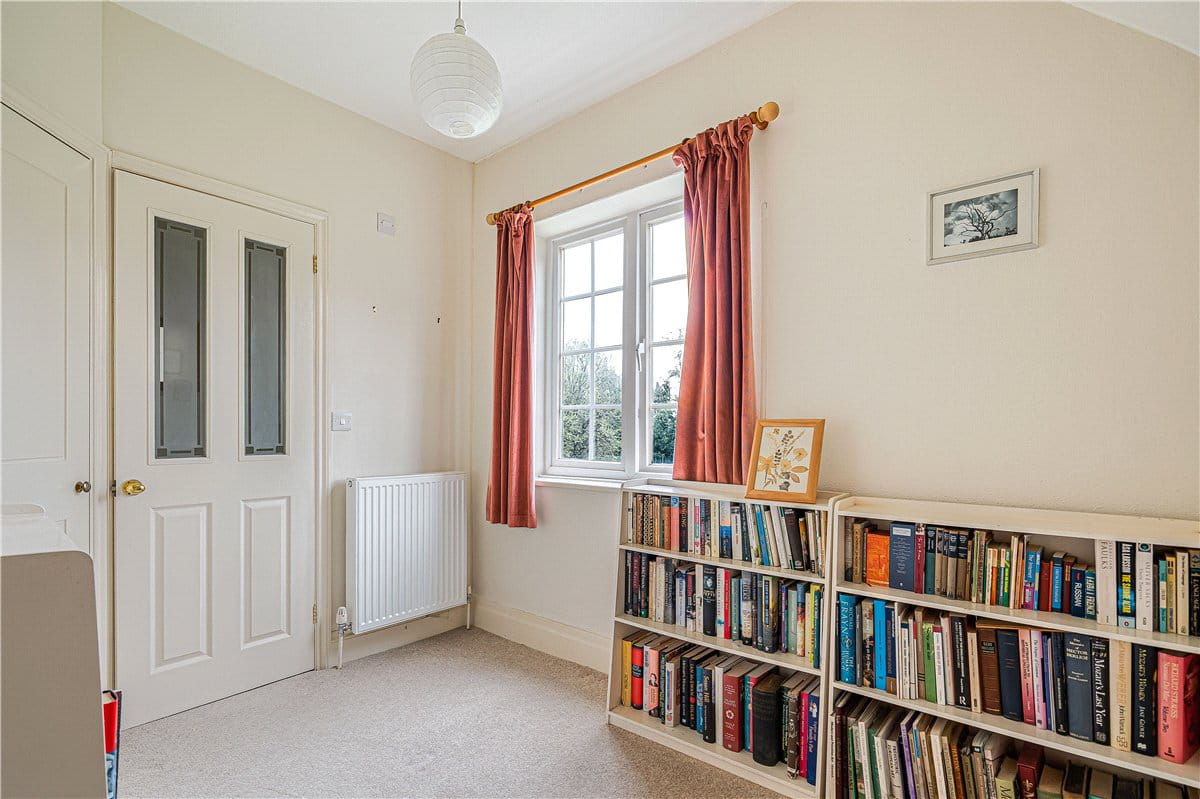 3 bedroom house, Bagley Wood Road, Kennington OX1 - Available
