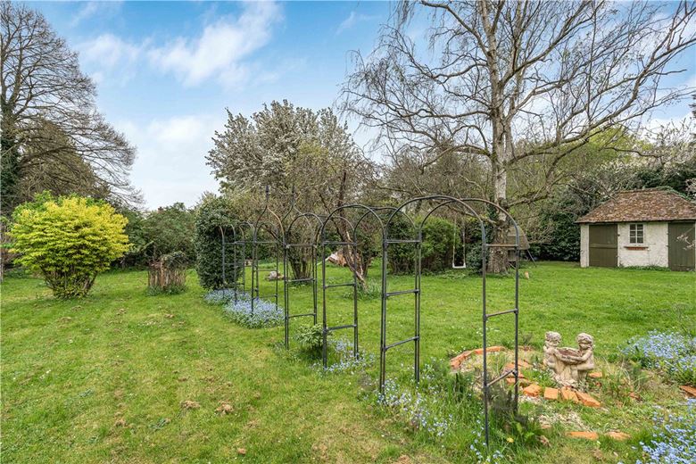 3 bedroom house, Bagley Wood Road, Kennington OX1 - Available