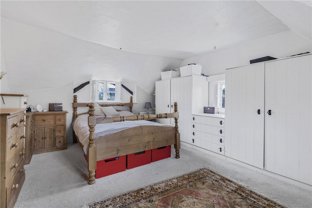 3 bedroom house, School Lane, Stadhampton OX44 - Available