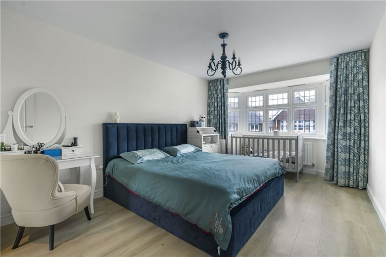 3 bedroom house, Curmore, Radley OX14 - Available