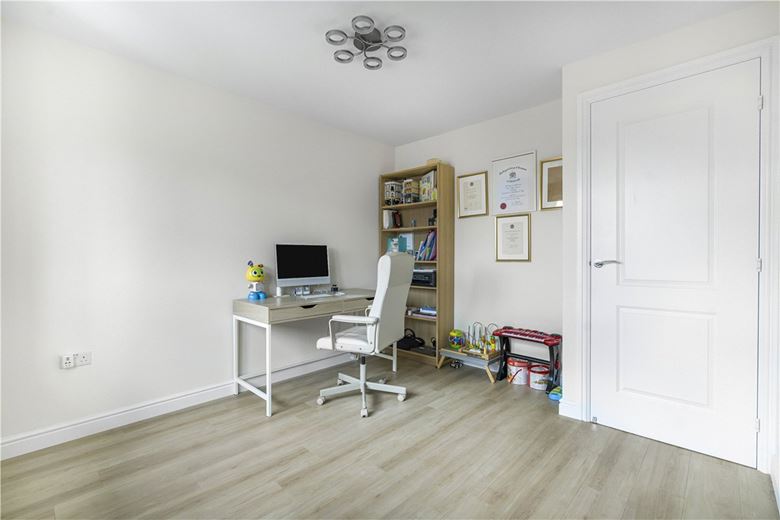 3 bedroom house, Curmore, Radley OX14 - Available