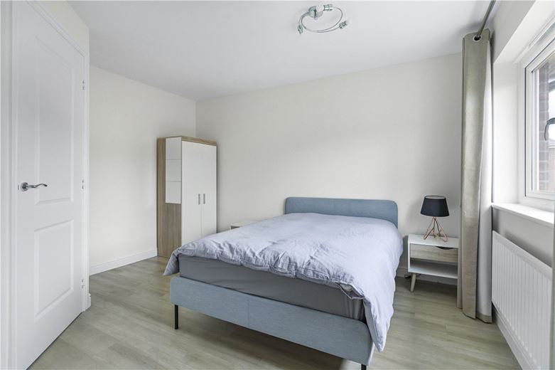 3 bedroom house, Curmore, Radley OX14 - Available