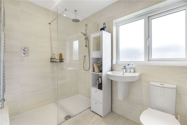 3 bedroom house, Curmore, Radley OX14 - Available