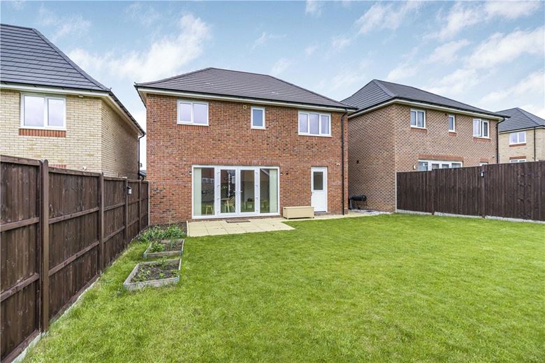 3 bedroom house, Curmore, Radley OX14 - Available