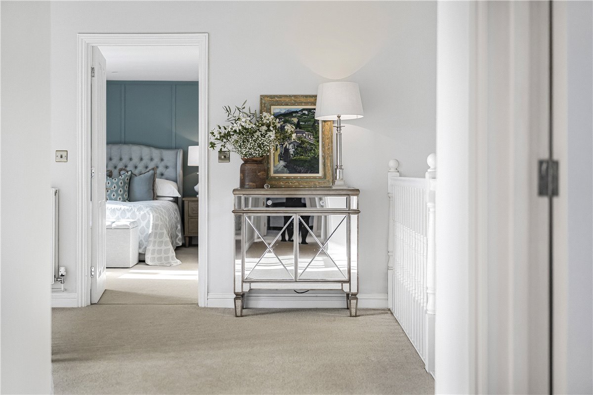 4 bedroom house, Shepherds Close, Weston-on-the-Green OX25 - Sold STC