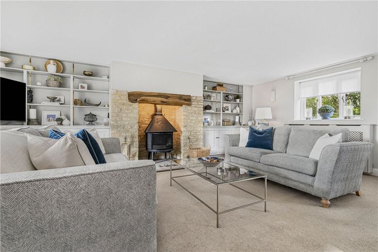 4 bedroom house, Shepherds Close, Weston-on-the-Green OX25 - Sold STC