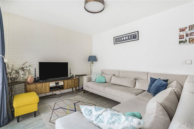 2 bedroom house, Rosebay Gardens, Headington OX3 - Available
