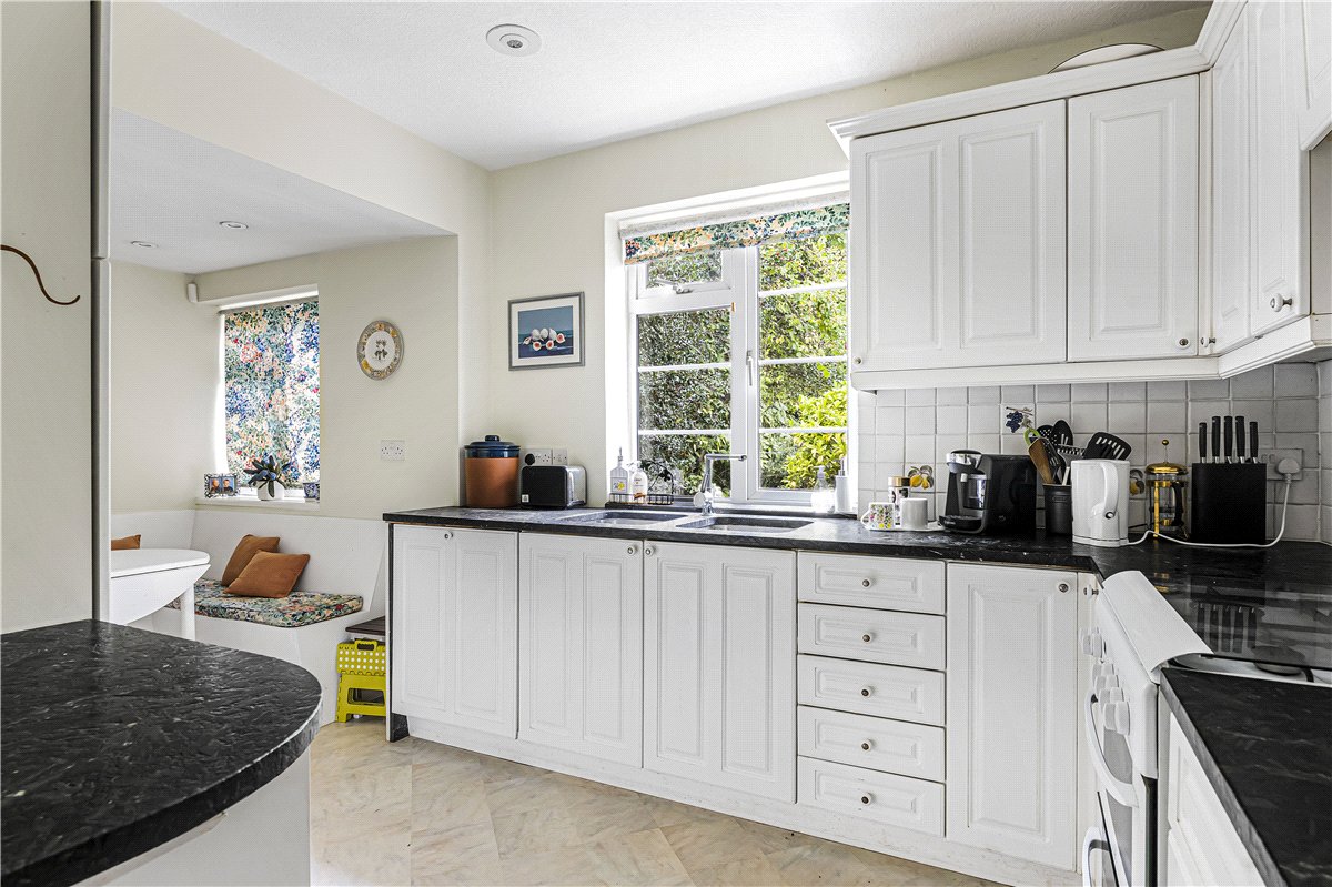 4 bedroom house, Five Mile Drive, Oxford OX2 - Available